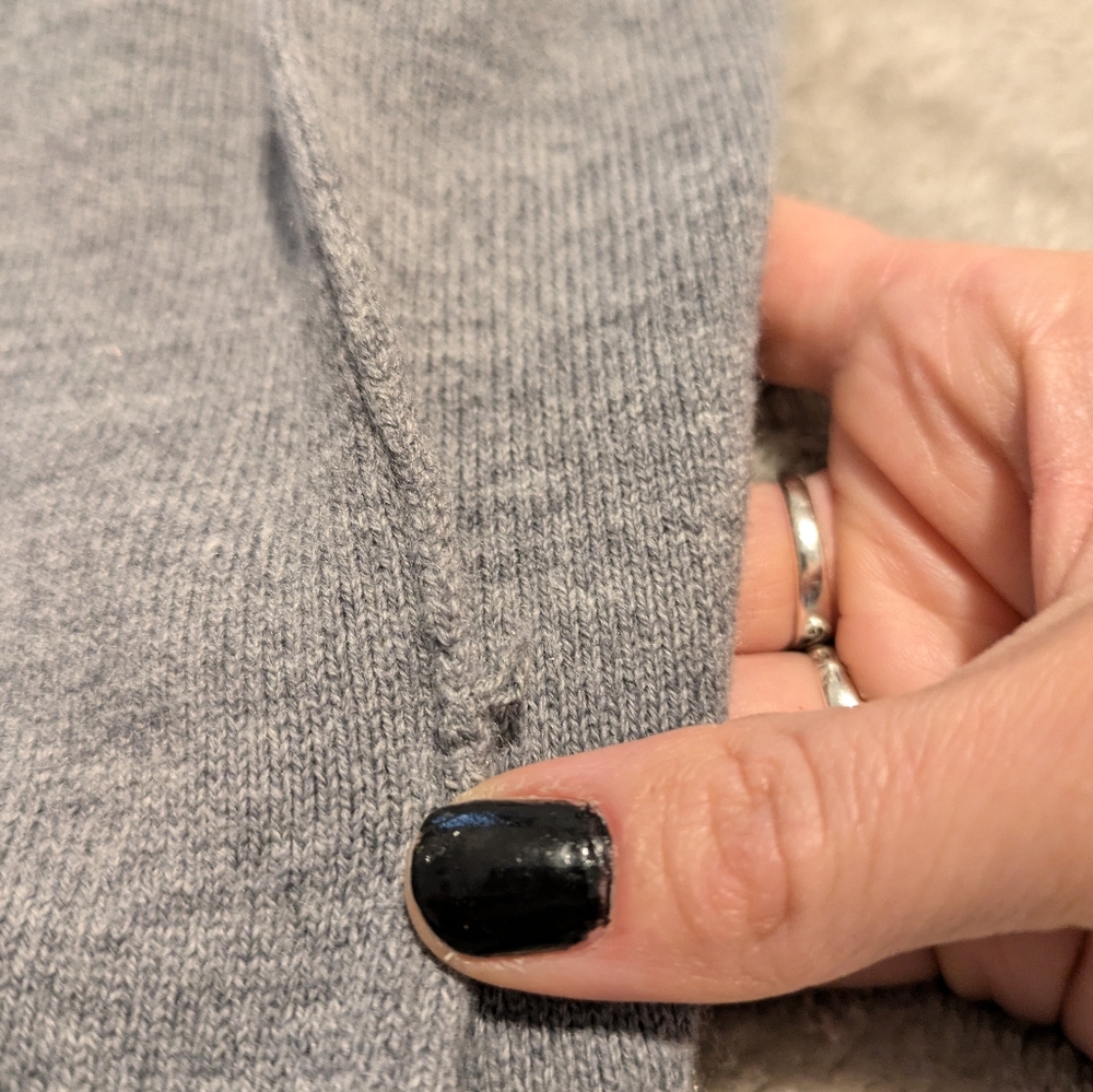 French connection turtleneck sweater, grey and black size small - Picture 7 of 7